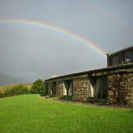 Отель Killary Adventure Centre Линон Экстерьер фото