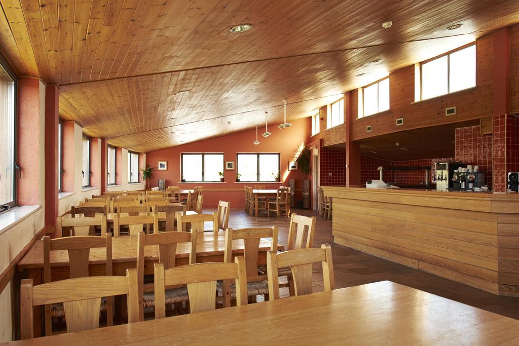 Отель Killary Adventure Centre Линон Экстерьер фото